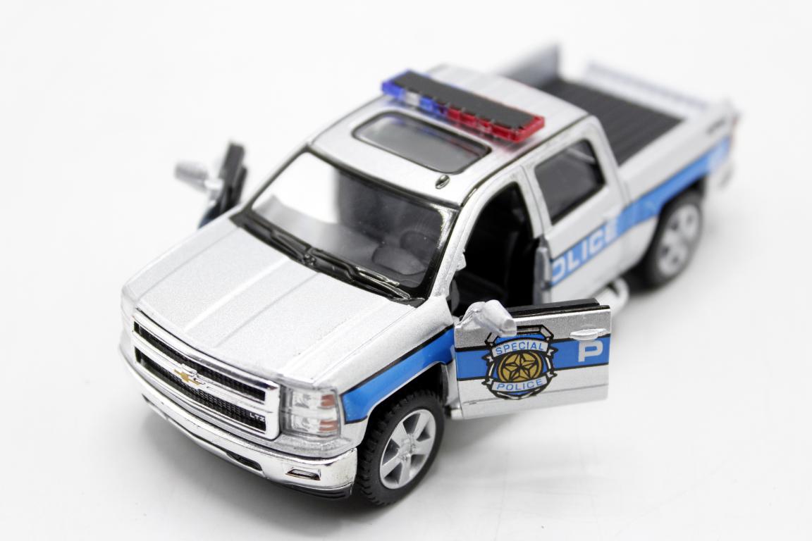 Kinsmart Police TruckK 2014 Chevrolet Silverado Diecast Model